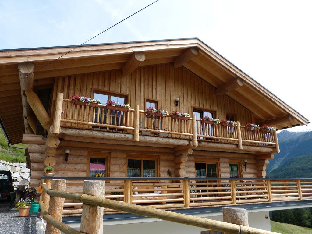 Holzberghof Apartamento Umhausen Exterior foto